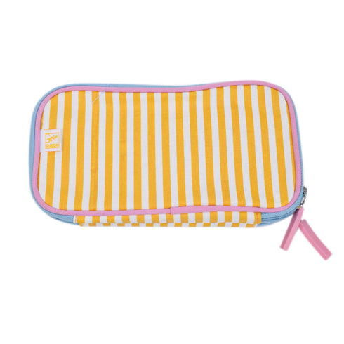 ステーショナリーケース アップル