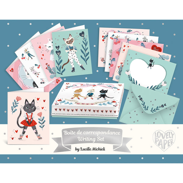 「ライティングセット ルシル」という商品です。おちゃめな猫たちのイラストが描かれたカード10枚と封筒10枚が入った小さなレターセットです。