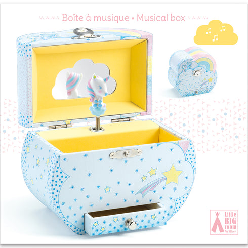 可愛いユニコーンのオルゴール付きのジュエリーボックス。雲のシルエットに、愛らしいユニコーンのイラストが描かれています。 ゼンマイを巻きフタを開けると、メロディーとともに可愛い人形がクルクルと回ります。内側には鏡がついており、人形が回る様子が写し出されます。