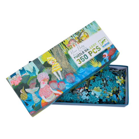 ジェコのデザイナーが自由に描いたイラストをそのままパズルへ。美しく独創的なパズルは子供たちだけでなく大人も楽しむことができます。(全350ピース)