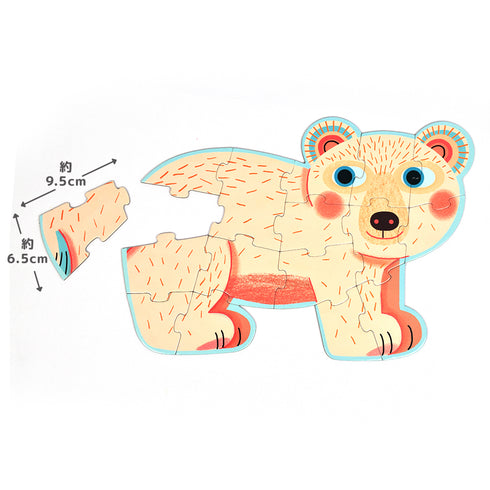 クマのパズル。全16ピースで構成されています。1ピースの大きさは 縦:約6.5cm 横:約9.5cm。