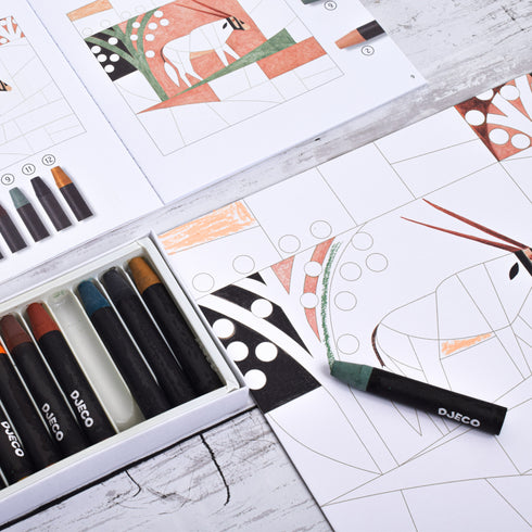 ブックレットにはどこでどの色を塗るか書いてあります。