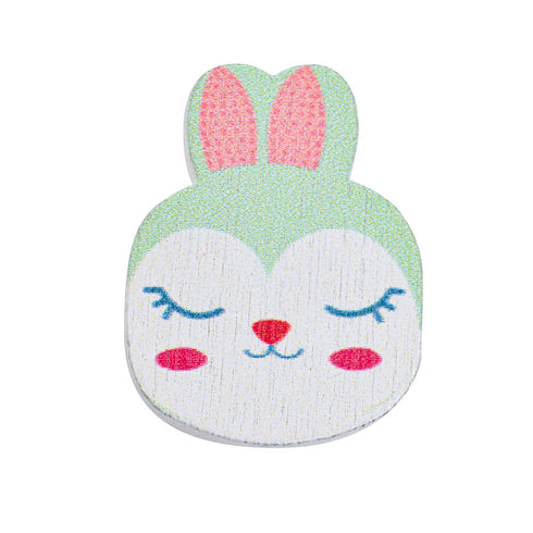 ウサギの木製ビーズです。