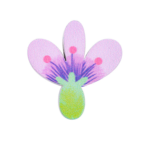 紫の花の木製ビーズです。